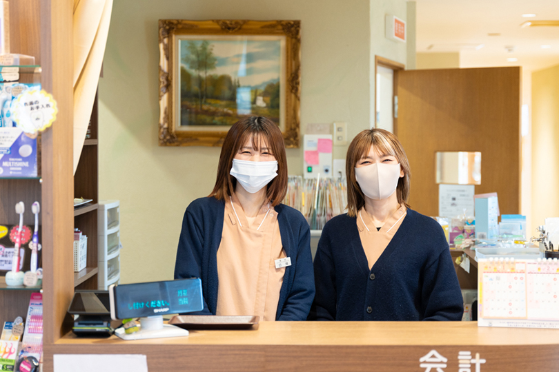 待合室・受付エリア